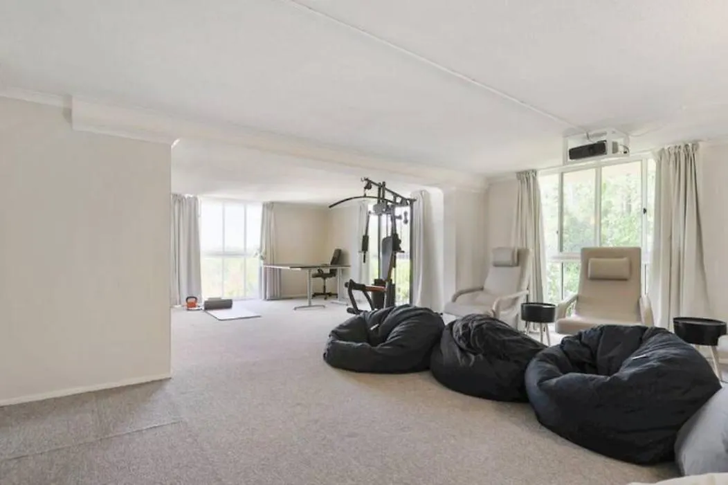 Castle In The Sky Villa Bayview Heights